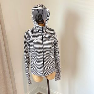 Lululemon Scuba Jacket - Size 8